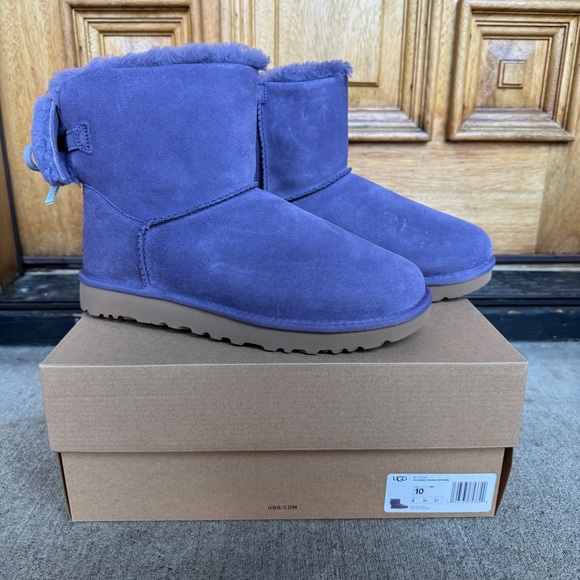 Ugg Classic Double Bow Mini Boots - Picture 2 of 7